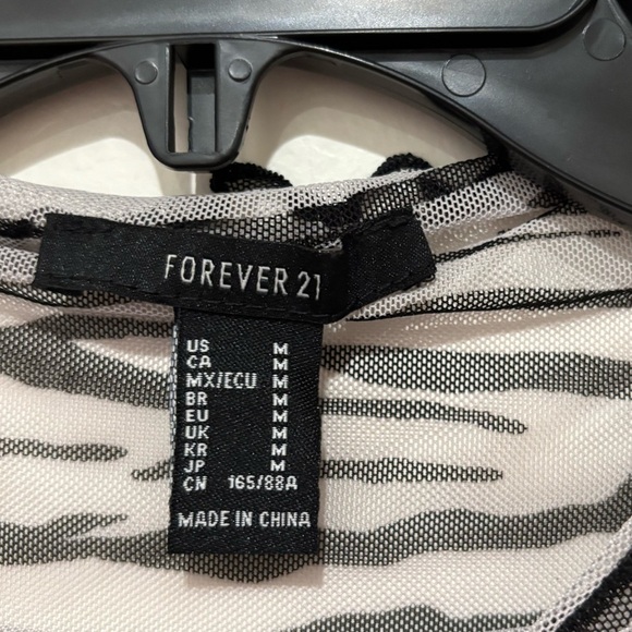 Forever 21 Zebra print mesh top - Picture 3 of 4